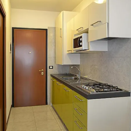 Appartement Lovely In With Kitchen *